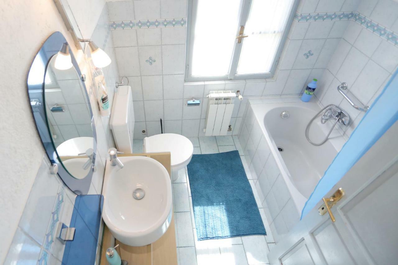 אומאג Rural Apartment Geja מראה חיצוני תמונה